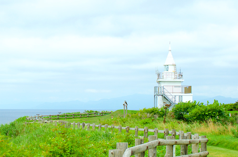 鴎島灯台