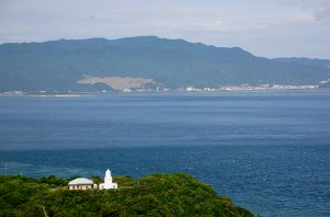 ARアプリで神秘的な散策も！“ラピュタの島”の「恋する灯台」【和歌山県和歌山市　友ヶ島灯台】