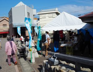 ハネムーン人気スポットの「恋する灯台」で海の幸に舌鼓【三重県志摩市　大王埼灯台】