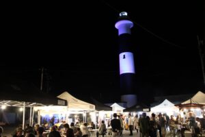 全国でも珍しい「まちなか灯台」を地域のにぎわい拠点として活用するイベント『灯台ナイトマーケット』を開催しました【富山県黒部市 生地鼻灯台】